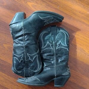 Durango Black Heeled Boots with Classic Western Design